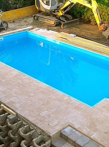 Herr Ferdinand Kernbauer - Schwimmbadbau